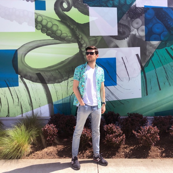 School Of Fish Printed Short Sleeve Shirt - Picture 5 of 6